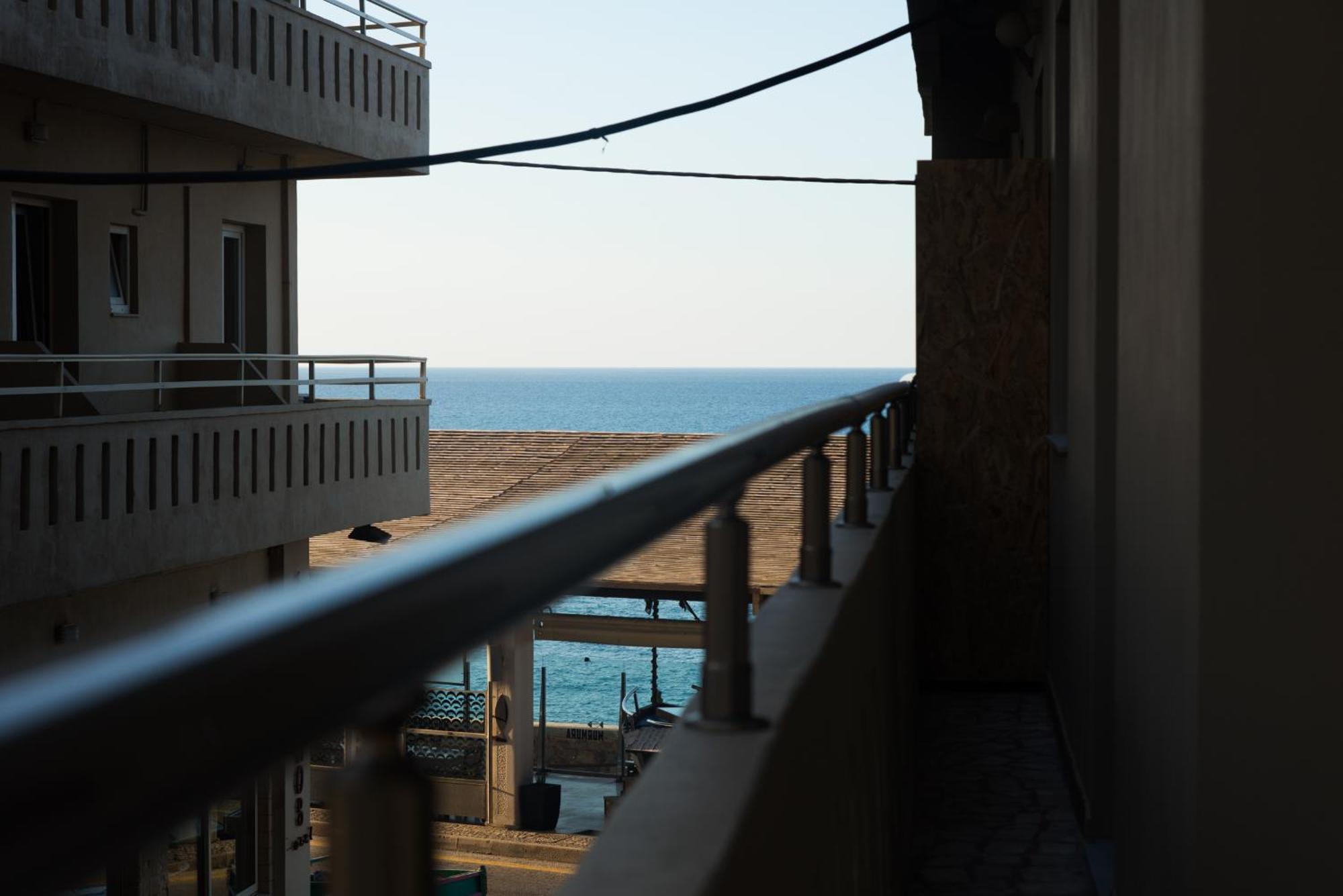 Comfy & Modern Apartment In The Heart Of Heraklion Exterior foto