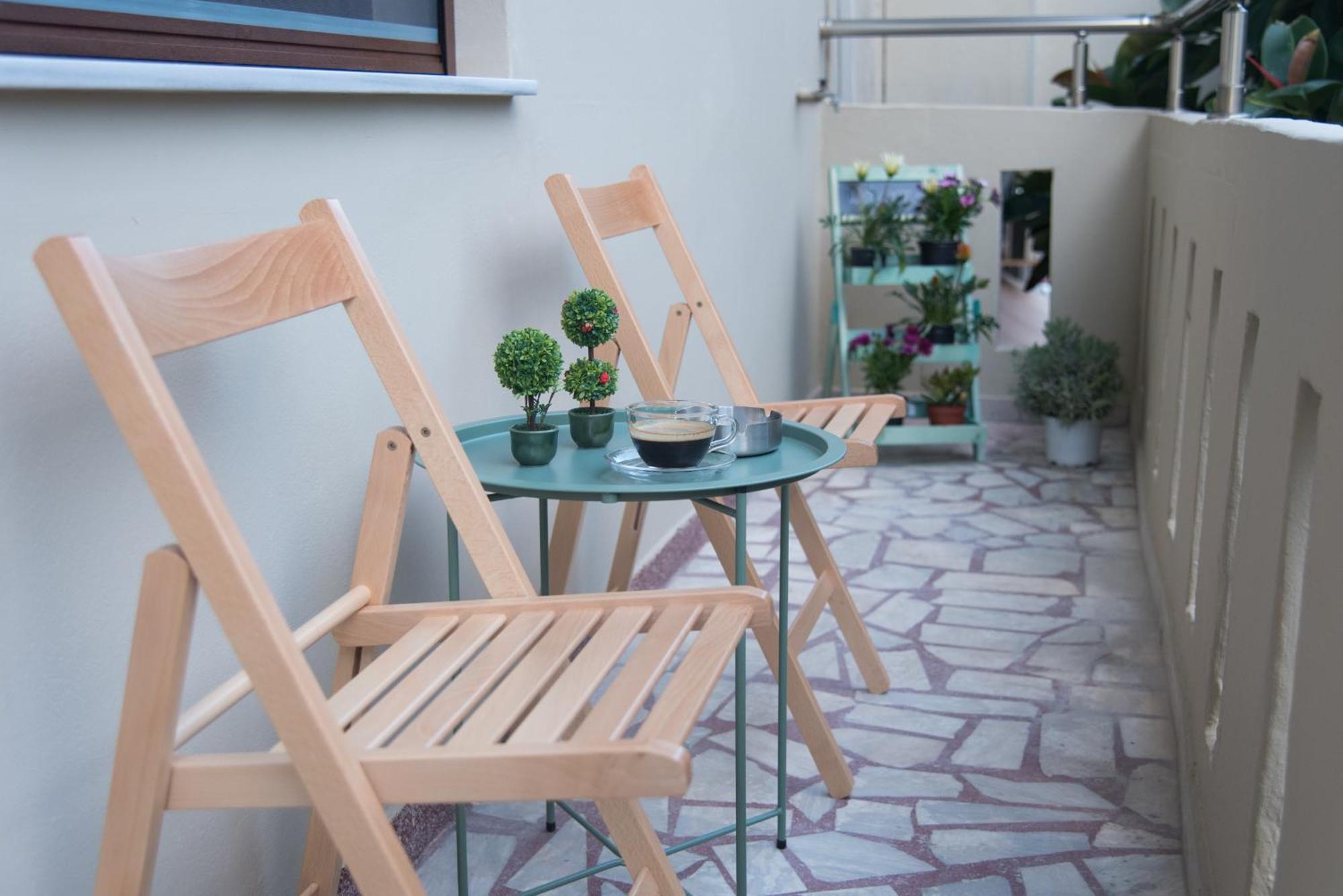 Comfy & Modern Apartment In The Heart Of Heraklion Exterior foto